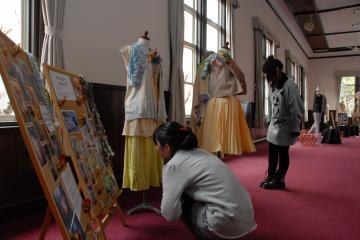 学生たちの集大成がずらり～大阪樟蔭女子大学で卒業制作展の写真