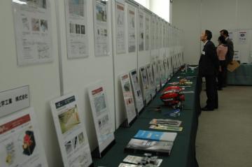 東大阪ブランド製品展示会の写真