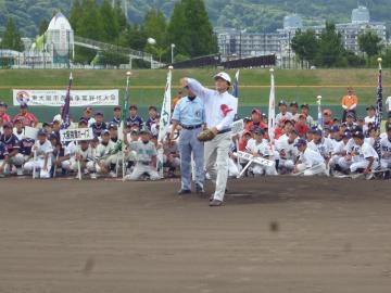 市長旗争奪野球大会開会式(小学生)の写真