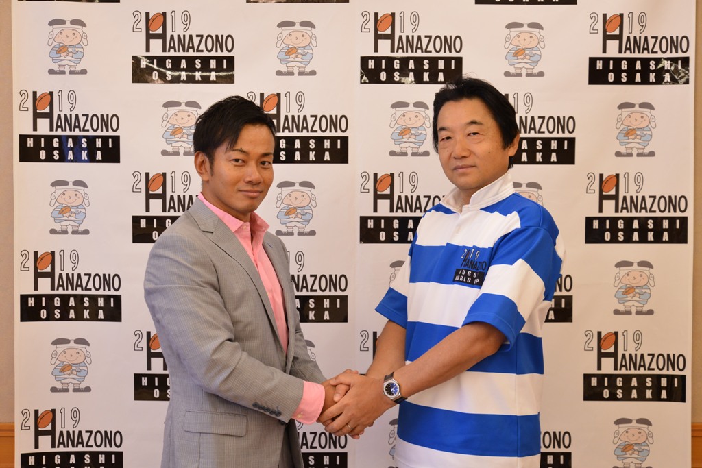 ドラゴンゲート吉野選手と野田市長の写真