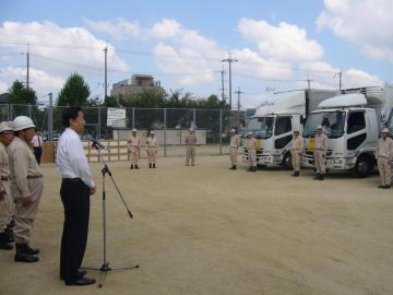府トラック協会東大阪支部緊急輸送訓練の写真