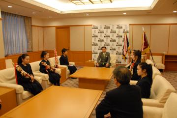 樟蔭中学校・高校バトントワリング部～全国大会で金賞受賞の写真