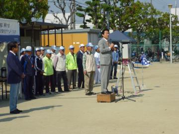 春季市民グラウンド・ゴルフ大会　開会式の写真