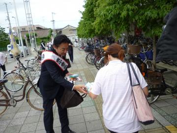 食中毒予防街頭キャンペーンの写真