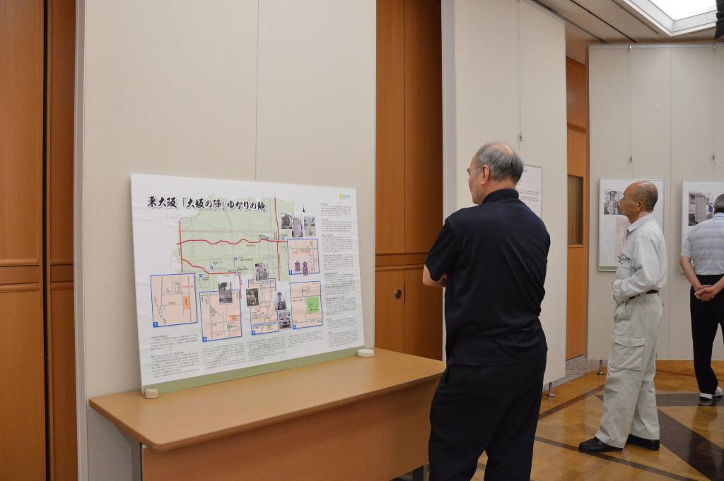 「若江合戦400年」パネル展示の写真