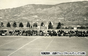 日本 vs カナダの試合の写真