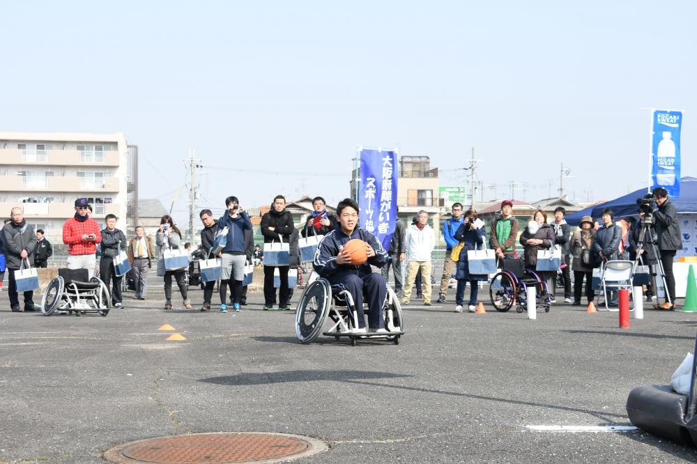 ウィルチェアースポーツ体験会の様子