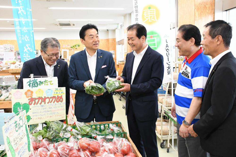 オカワカメの普及活動の取組み報告会の様子