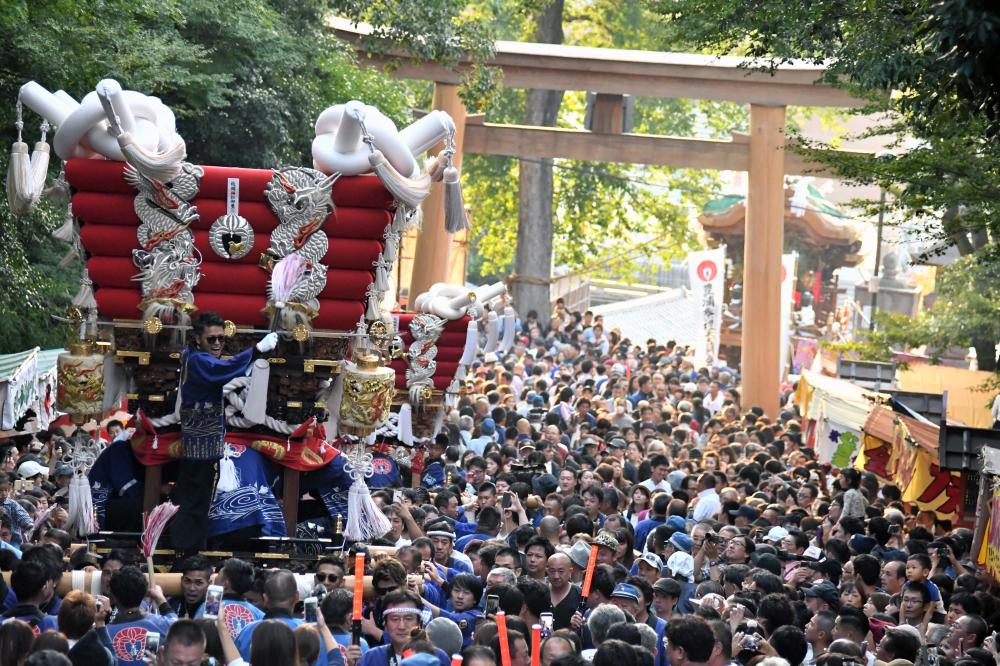 枚岡秋郷祭の様子1