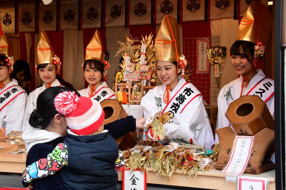 平成31年1月9日 商売繁盛で笹もってこい 布施戎神社の 十日戎 東大阪市