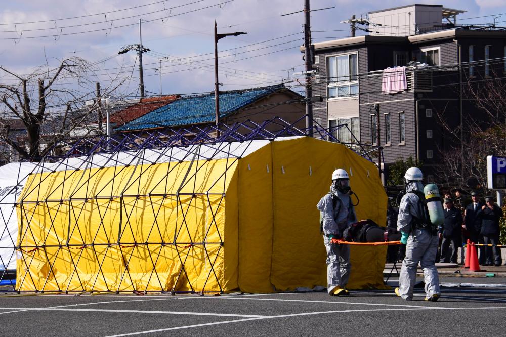 除染テントを用いた訓練の様子