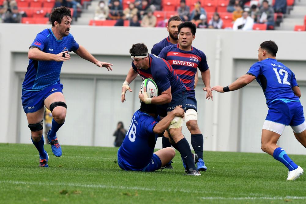 試合中のトンプソン選手