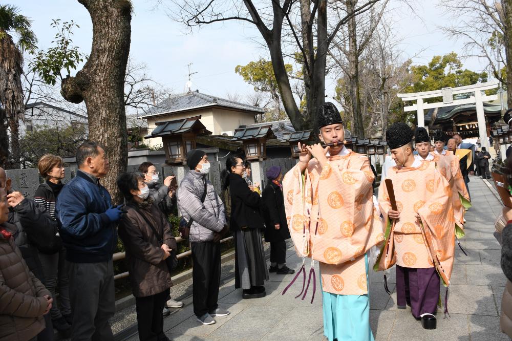 神事の様子