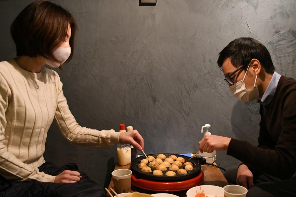 たこ焼き作り体験の様子