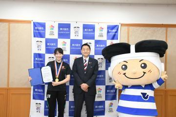 表敬訪問(JTマーヴェラス：V.LEAGUE DIVISION1 優勝報告)の写真