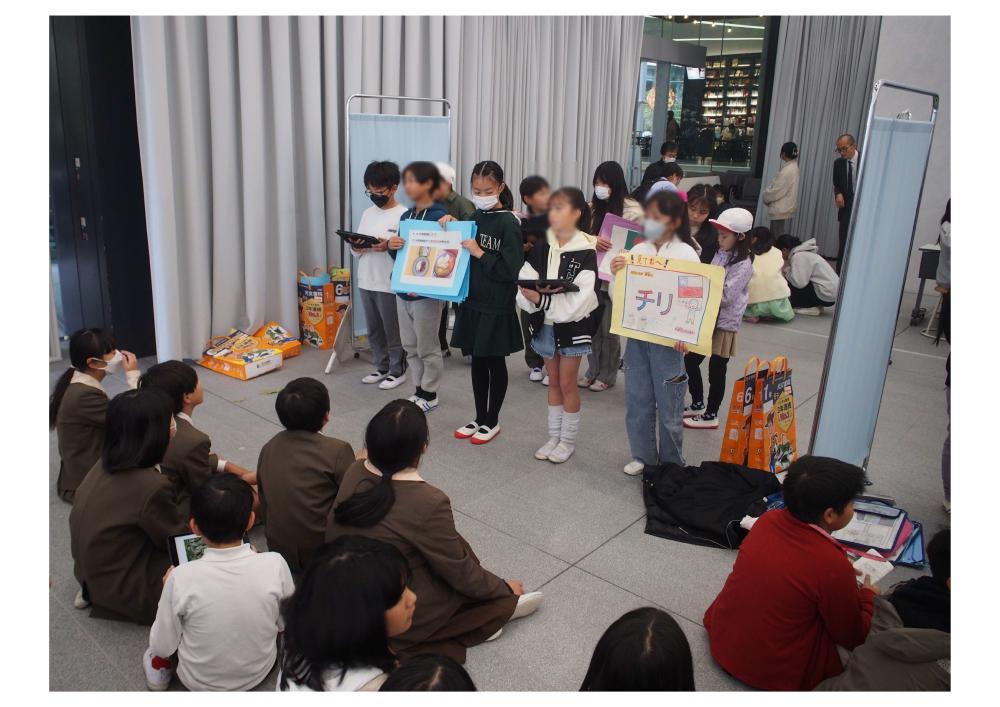 2025年度近大ブース交流の様子3