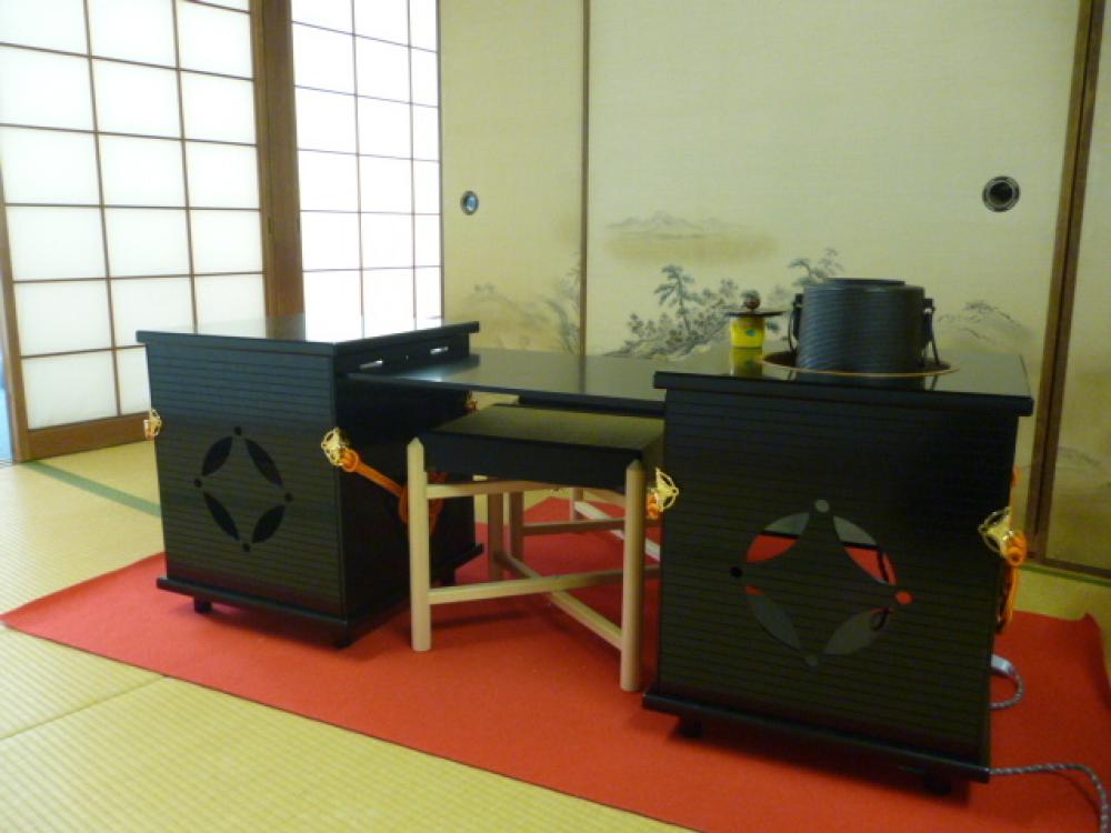 文化祭の茶席開催風景です。