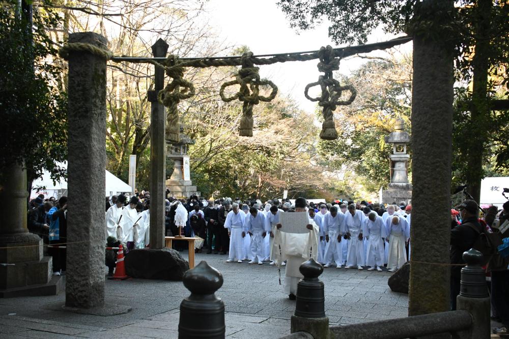 注連縄掛神事の様子