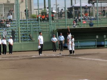 第32回日本少年野球東大阪市長旗争奪野球大会(小学生)開会式の写真
