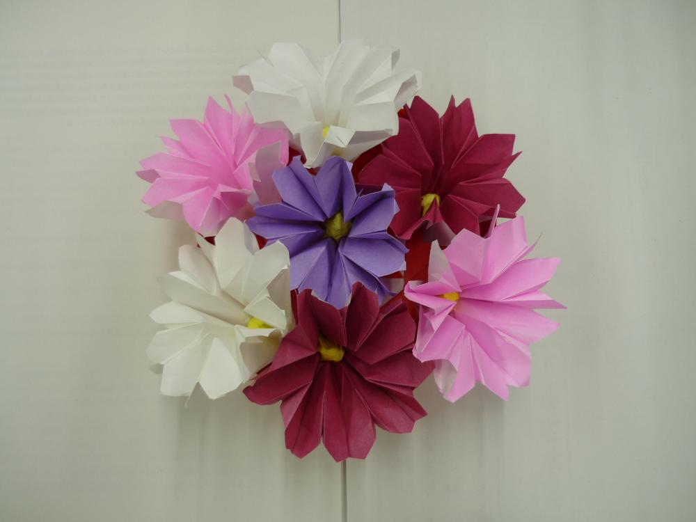 折り紙　コスモスの写真2