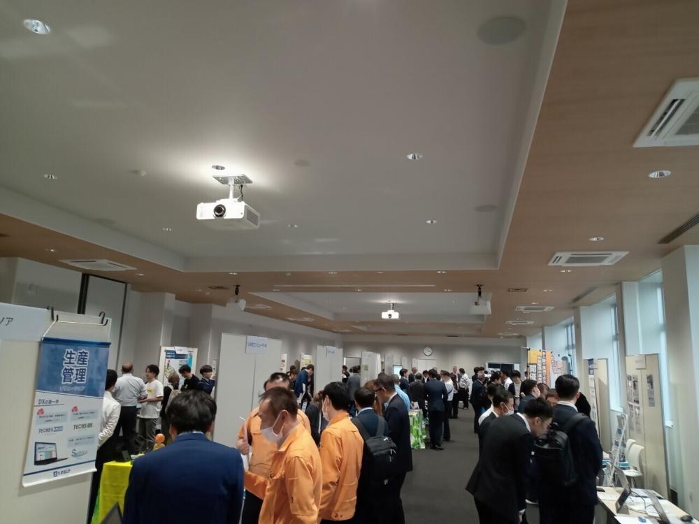展示会の様子2