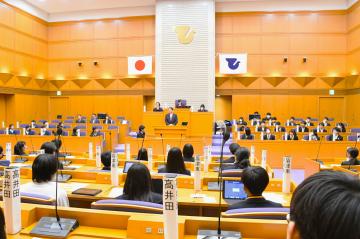 中学校生徒会交流会の写真