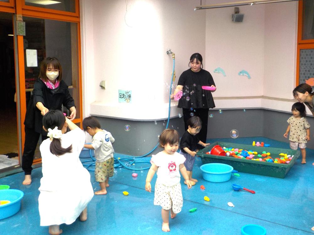 鴻池子育て支援センターの様子2